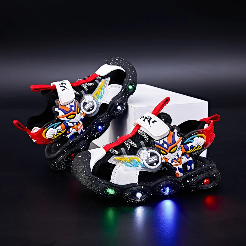 儿童夏季凉鞋发光鞋子奥特曼凉鞋男童鞋子防滑软底中小童沙滩鞋子