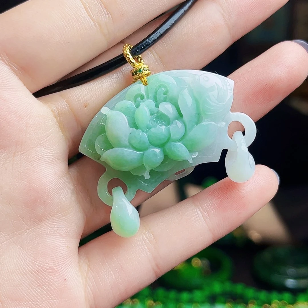 颈饰银S925镶嵌翡翠多样性