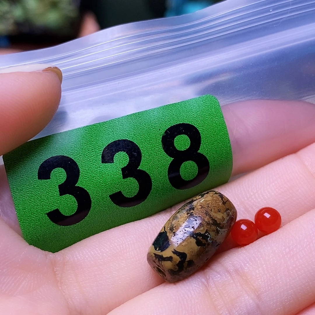 未镶嵌南红玛瑙珠宝奇石
