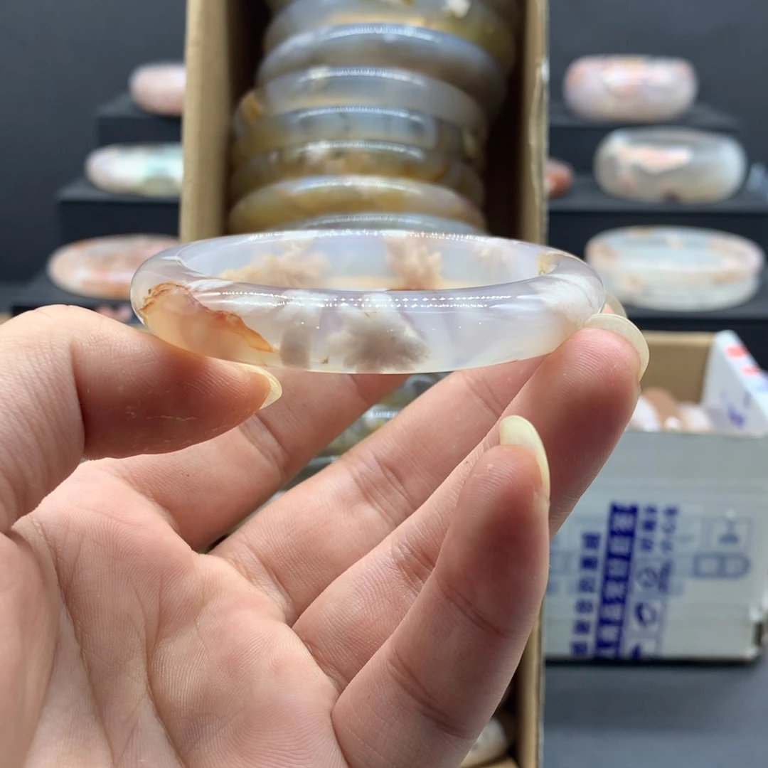 【闪购商品】玛瑙/玉髓手镯未镶嵌筱*孟