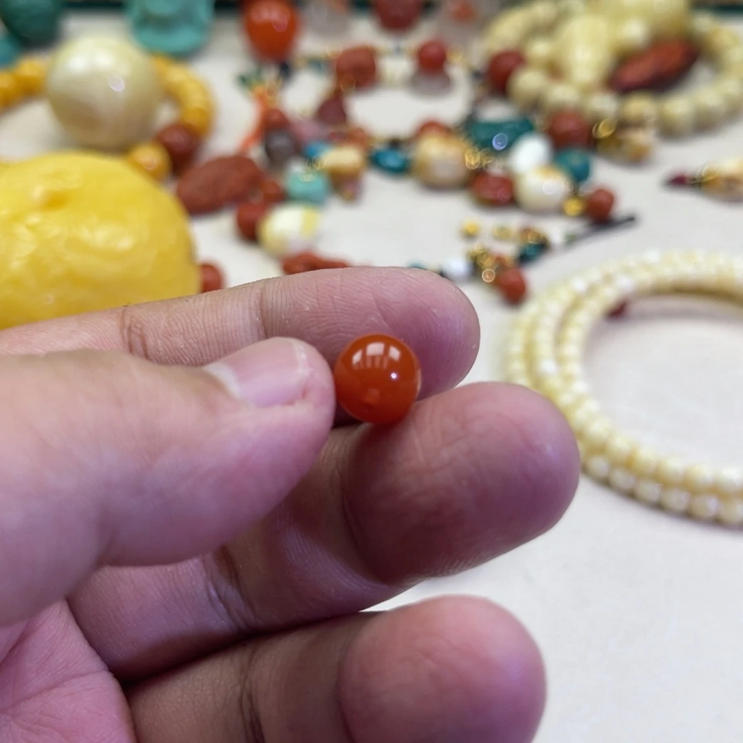 南红玛瑙未镶嵌珠宝奇石40