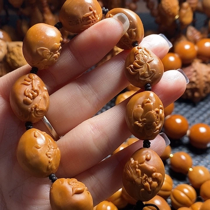 吊坠橄榄核荷花无相佛