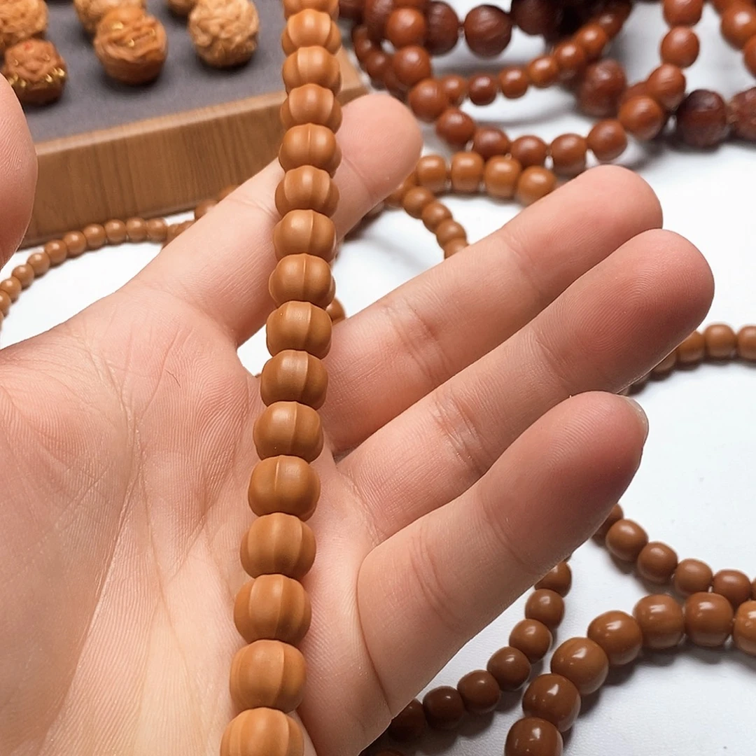 欲***雨吊坠桃核全品鲨鱼