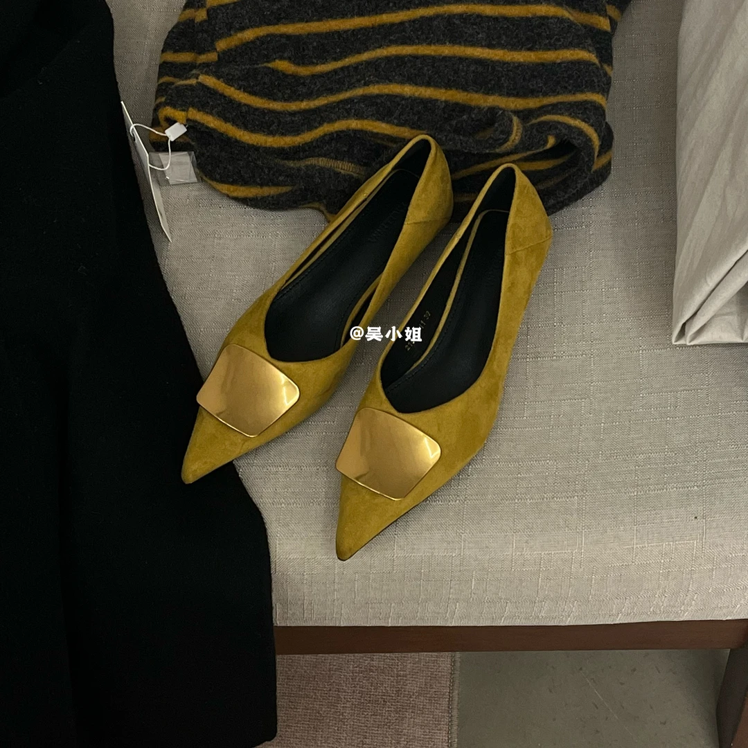 2025春季新款小猫跟高跟鞋尖头金属扣网红百搭时尚百搭气质单鞋