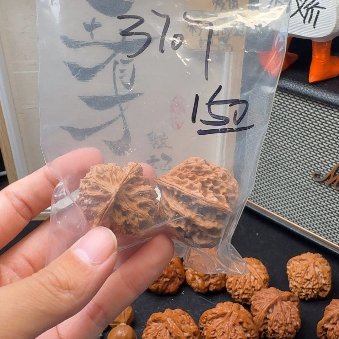 ****.文玩核桃吊坠3707苹果