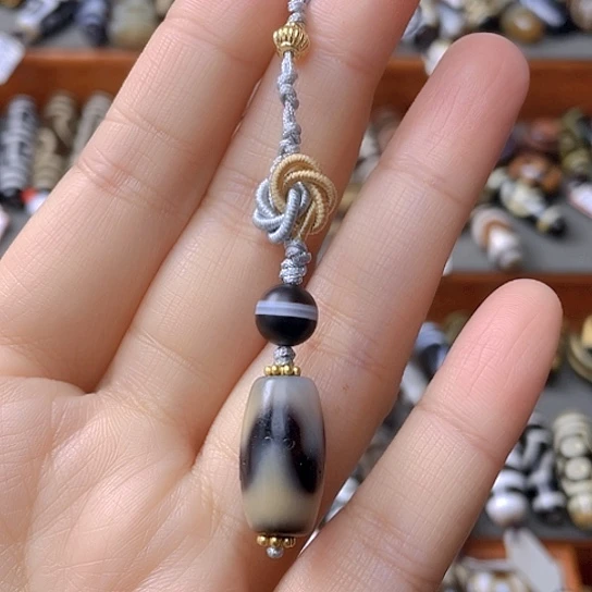 未镶嵌颈饰玛瑙/玉髓