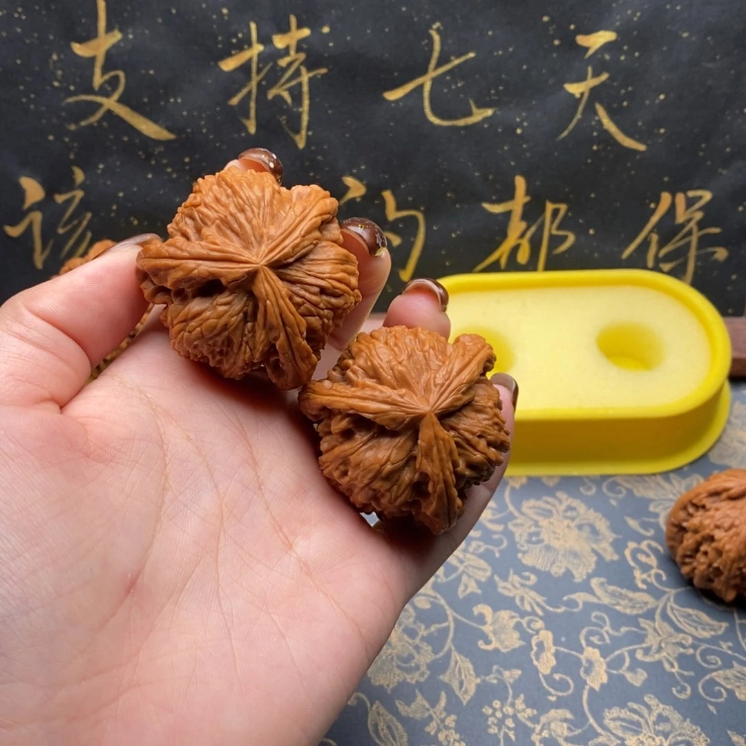 吊坠文玩核桃雍*白狮子