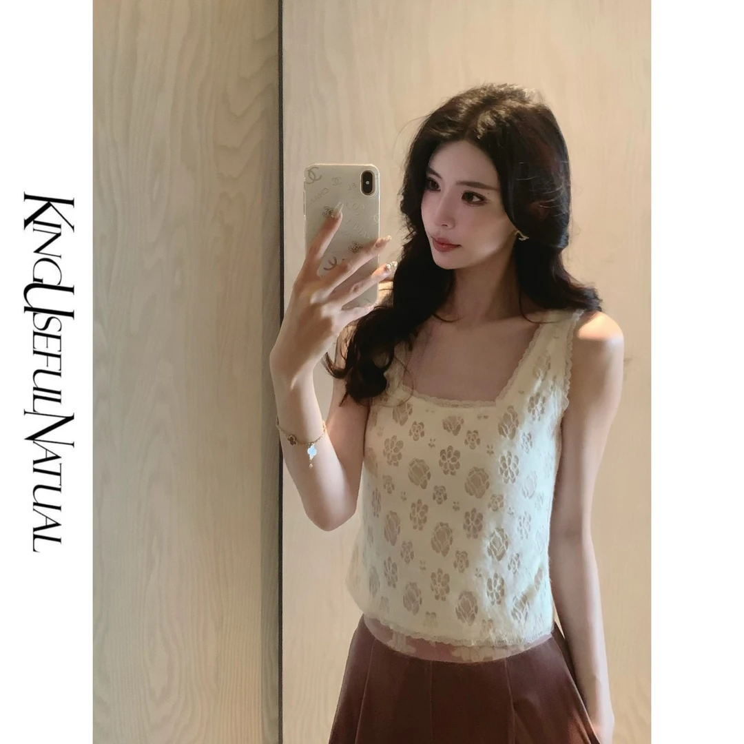 KUN【蔷薇蔓蔓】叠搭加分项 优雅针织蕾丝镂空花型短款方领小背心