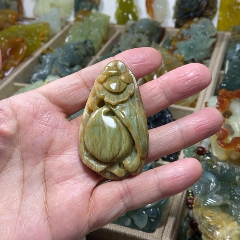 【闪购商品】未镶嵌蛇纹石玉颈饰
