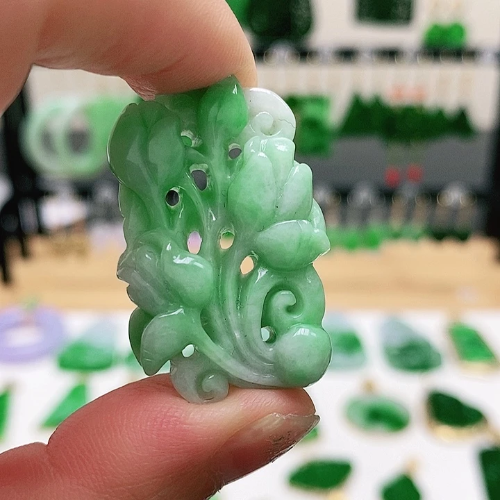 翡翠未镶嵌耳饰挂件