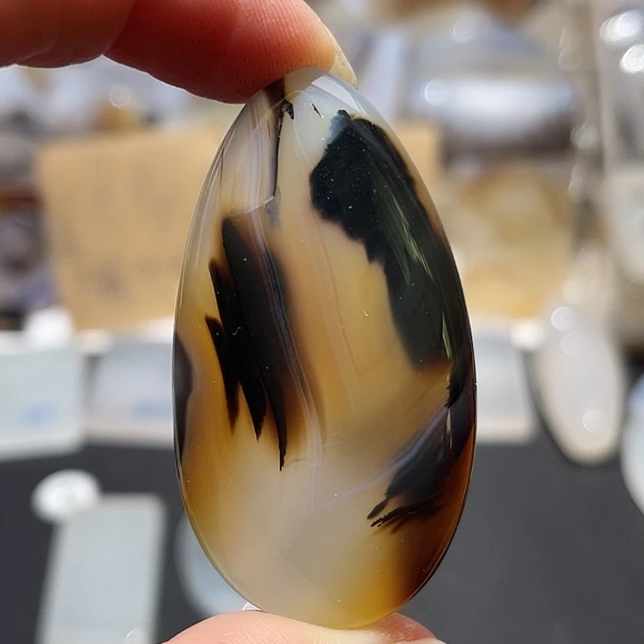 未镶嵌颈饰玛瑙/玉髓