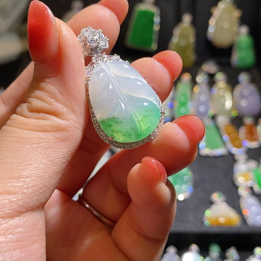 颈饰银S925镶嵌翡翠倩*天然翡翠