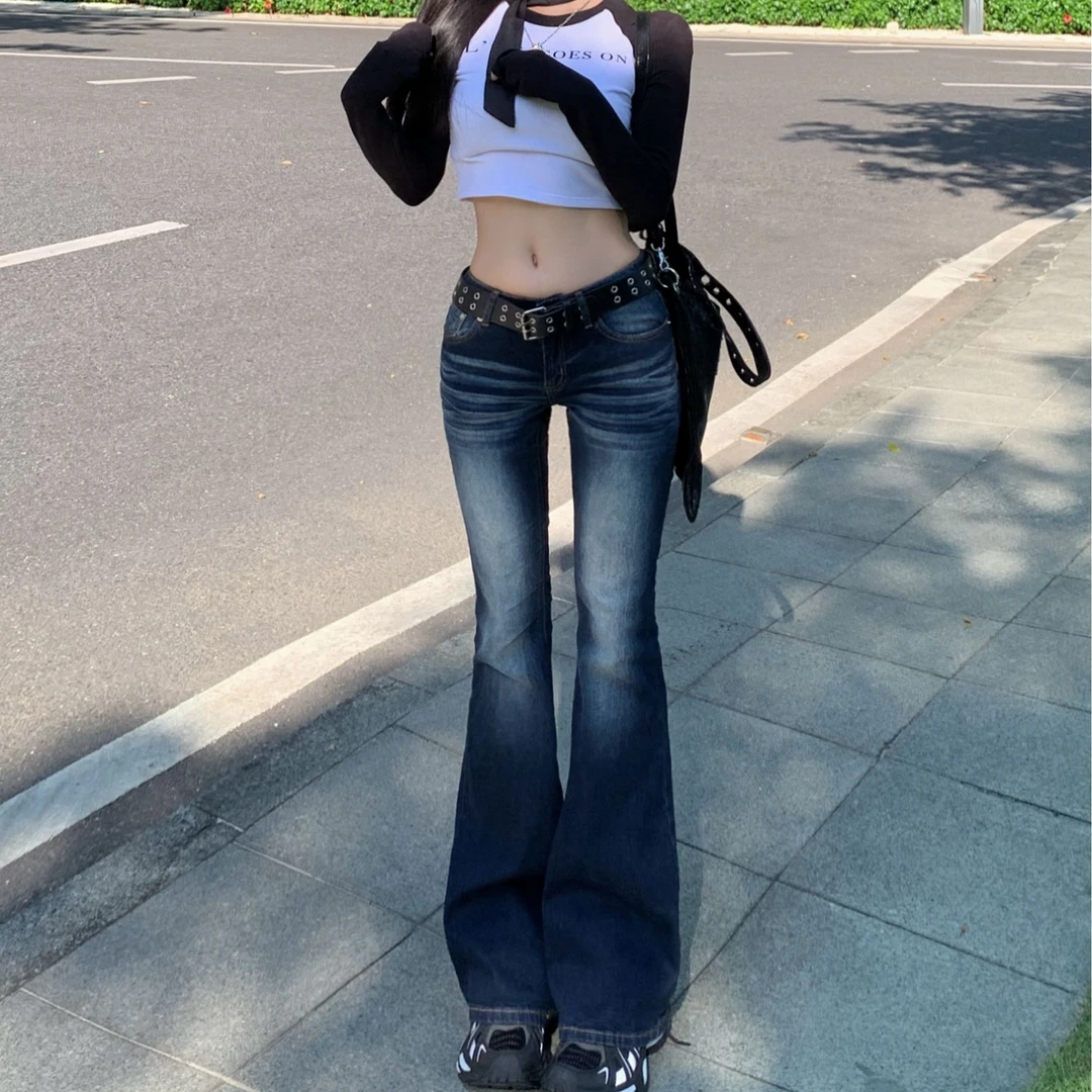 低腰辣妹微喇叭牛仔裤女秋冬2025新款复古辣妹百搭修身显瘦马蹄裤