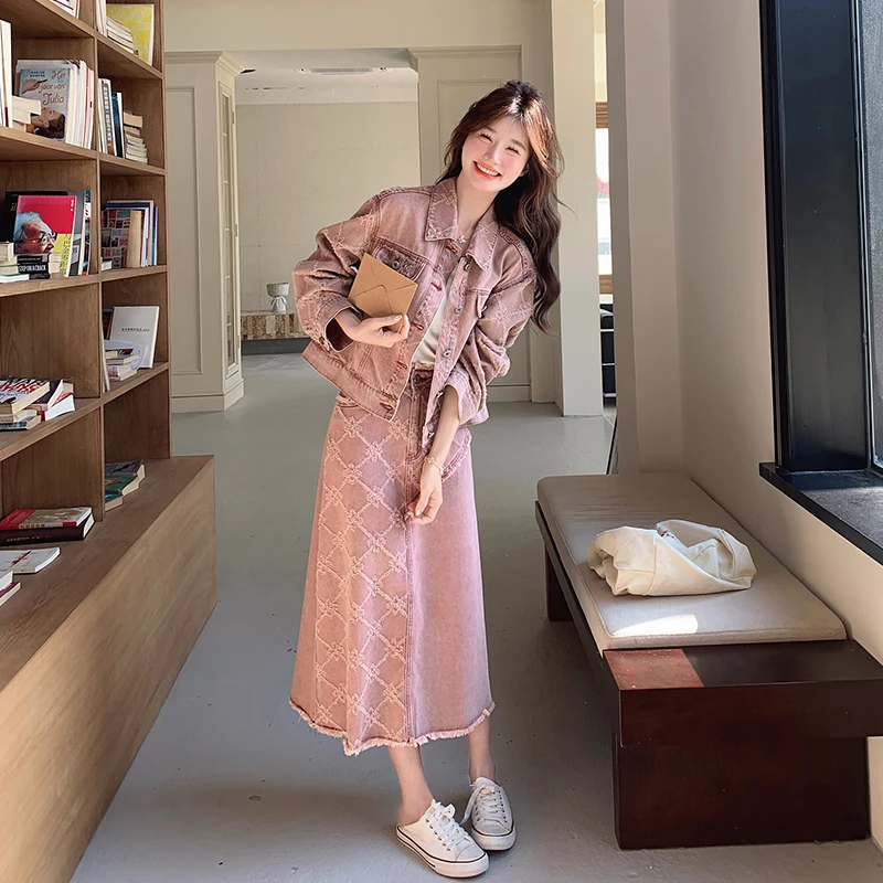 粉色菱格提花牛仔套装女春季2025新款小个子外套流苏半身裙两件套