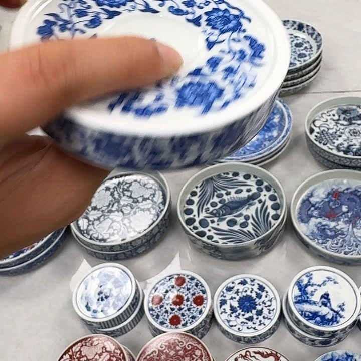 瓷片青花缠枝莲杯垫景德镇