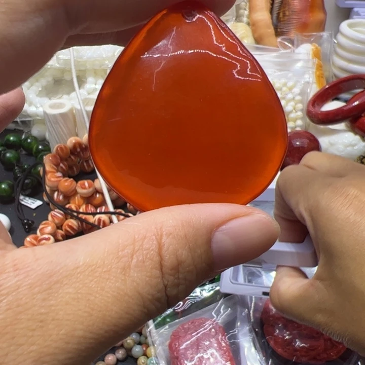 大果紫檀（缅甸花梨）大号红鱼精石