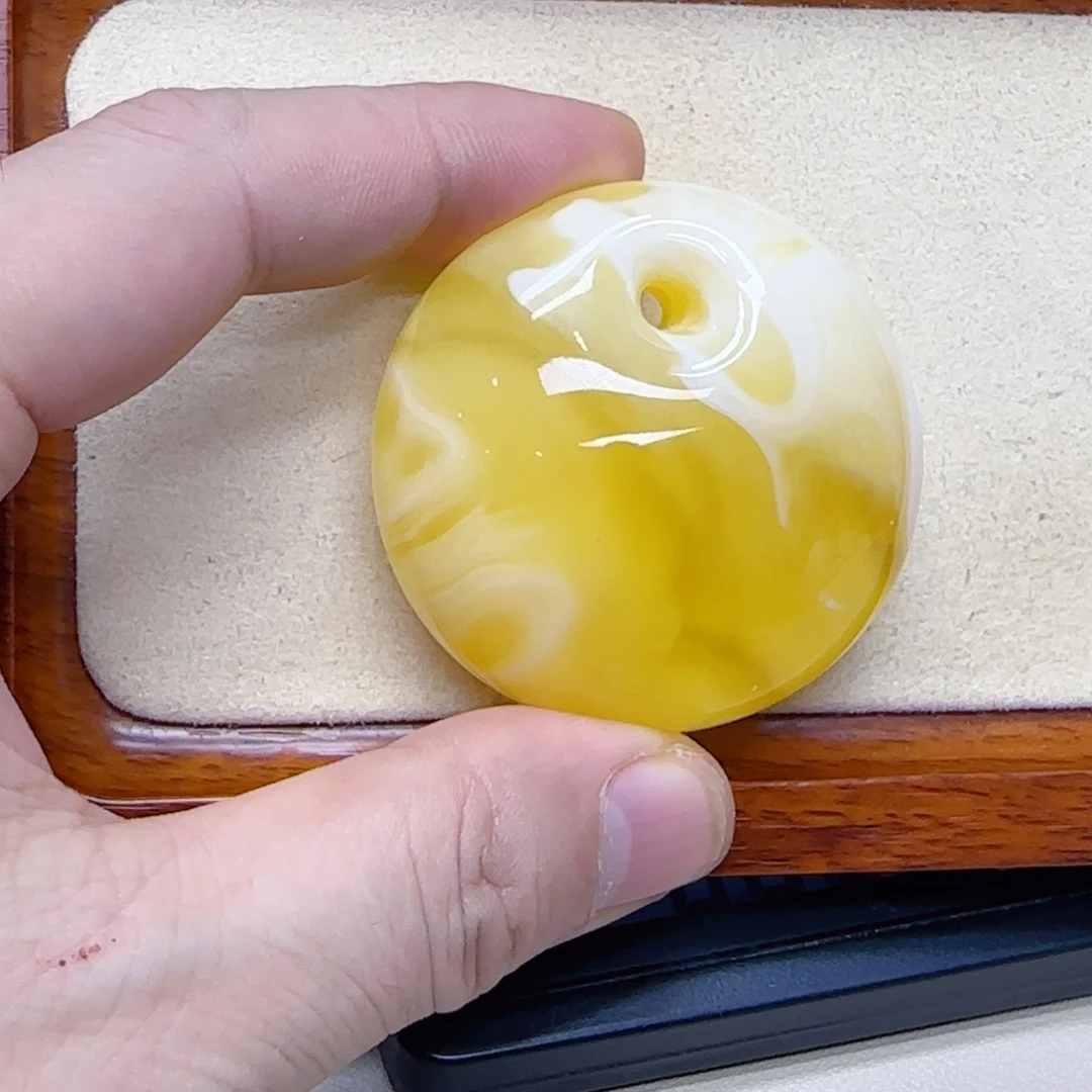 蜜蜡未镶嵌颈饰蜜蜡吊坠