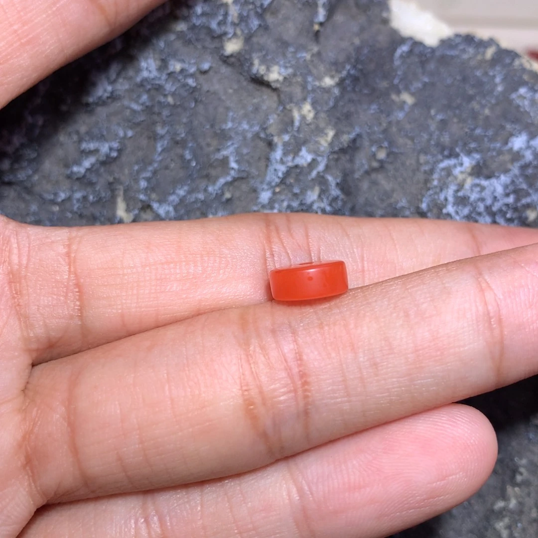 南红玛瑙未镶嵌药片8.4×3.5