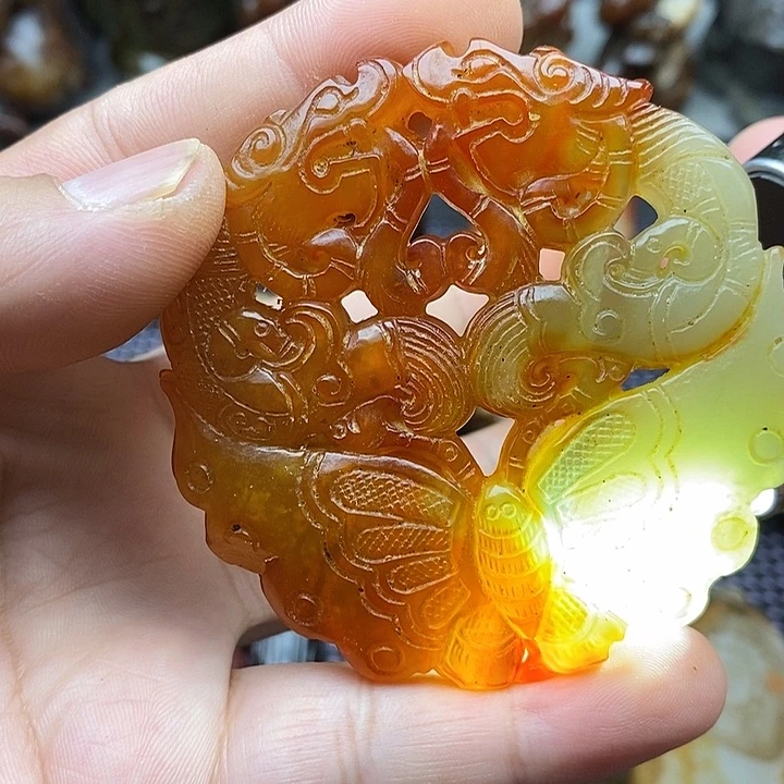 未镶嵌蛇纹石玉颈饰