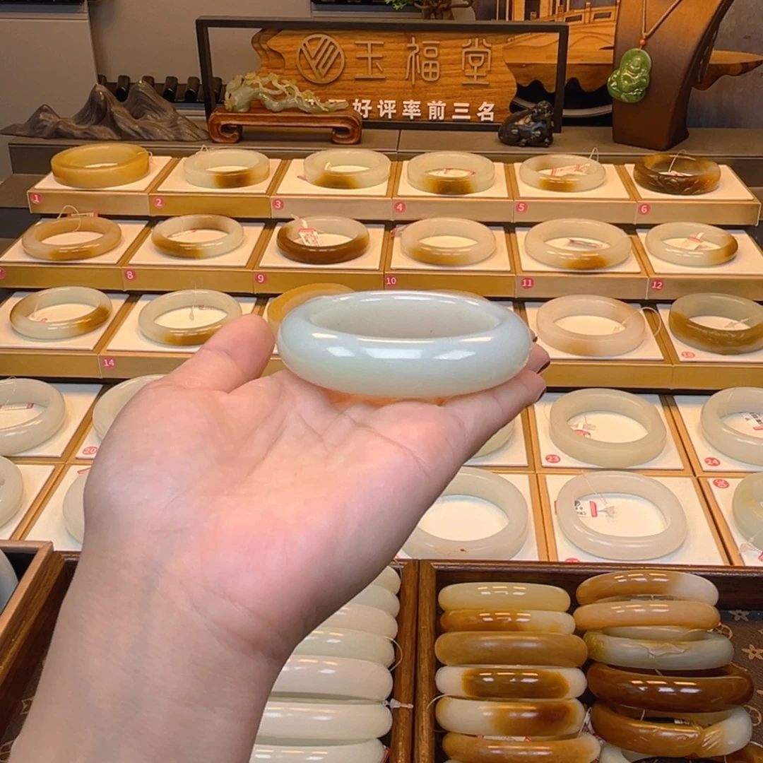 和田玉未镶嵌手镯13