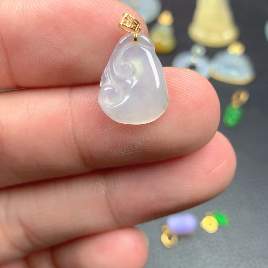 【闪购商品】颈饰18K金镶嵌翡翠翡翠