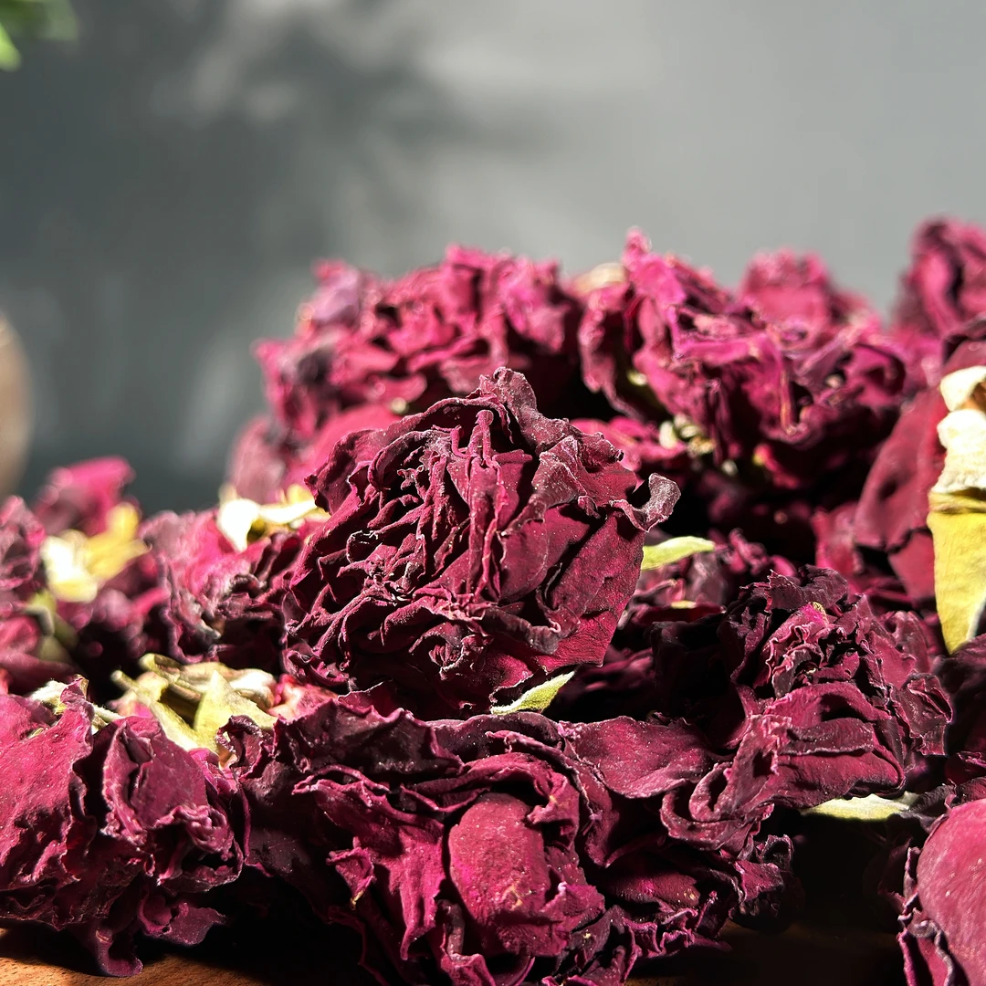 墨红玫瑰 大朵冻干玫瑰花冠泡水玫瑰花茶搭枸杞