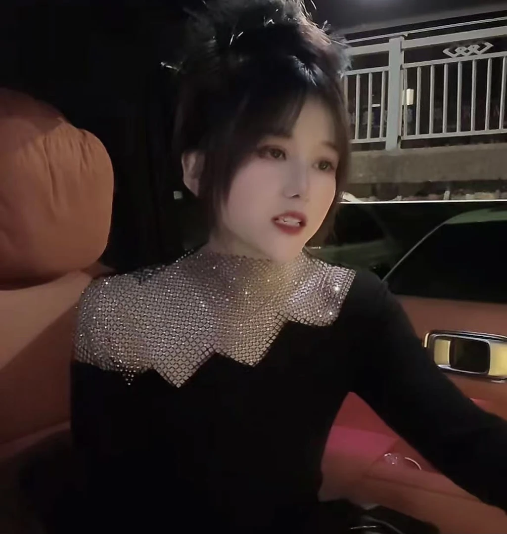 【星星专属】2024AA镂空露肩显瘦气质长袖打底衫2636456365666666