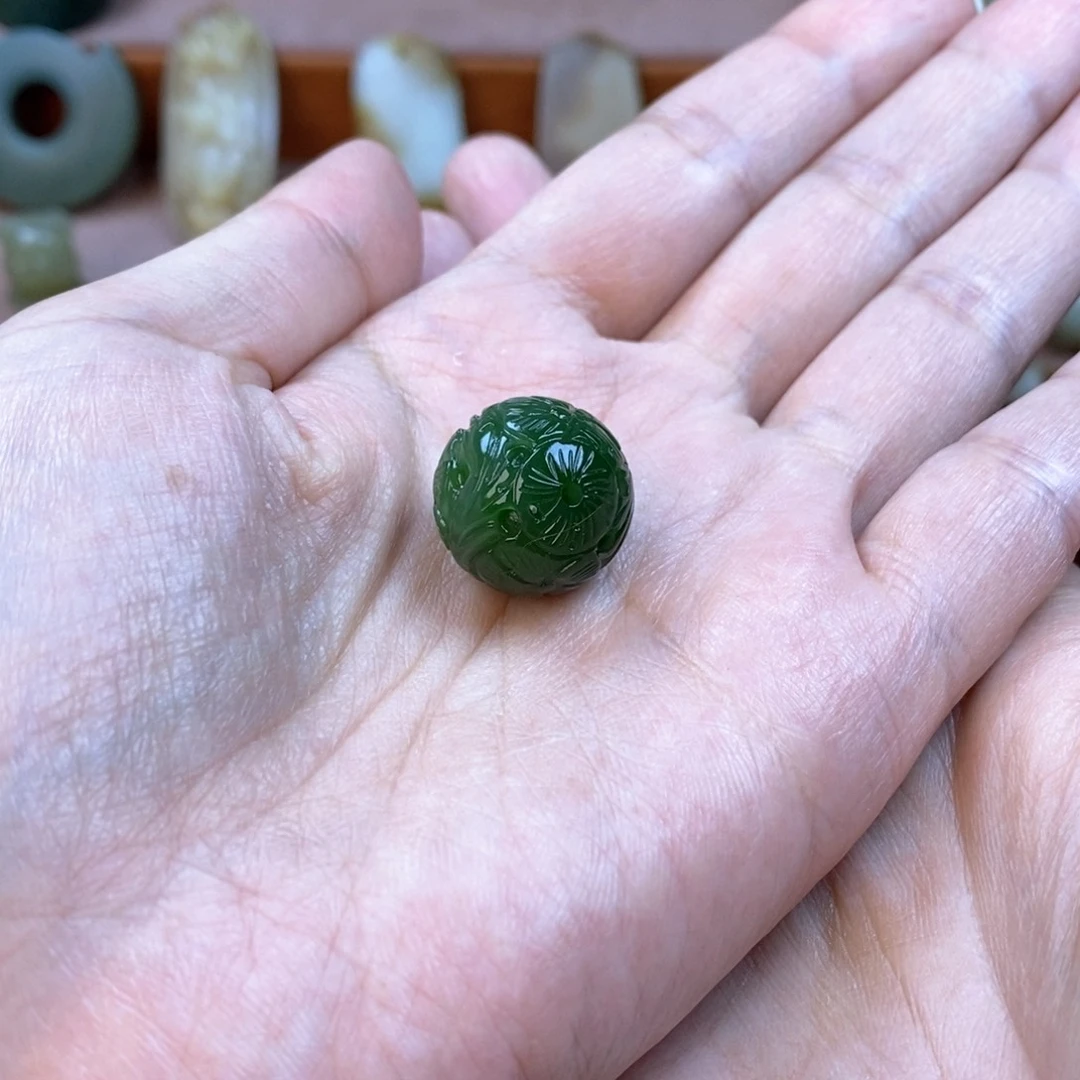 和田玉（碧玉）颈饰未镶嵌