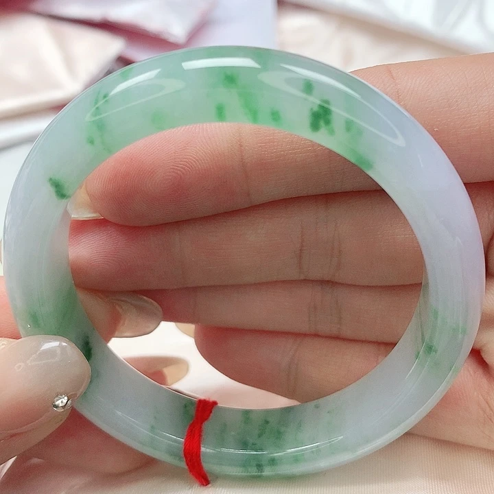 翡翠手镯未镶嵌缅甸天然A货翡翠