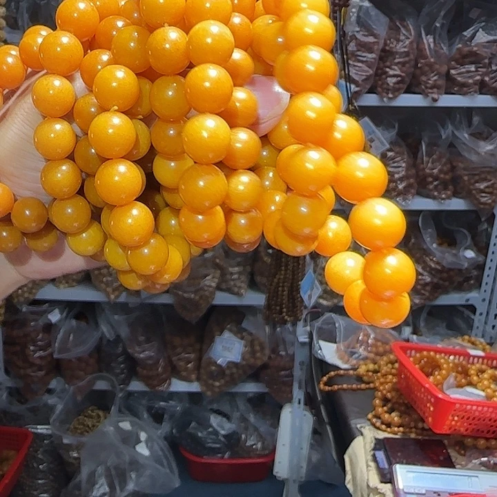 琥珀未镶嵌裸石12鸡油黄手串手串多样性发其一