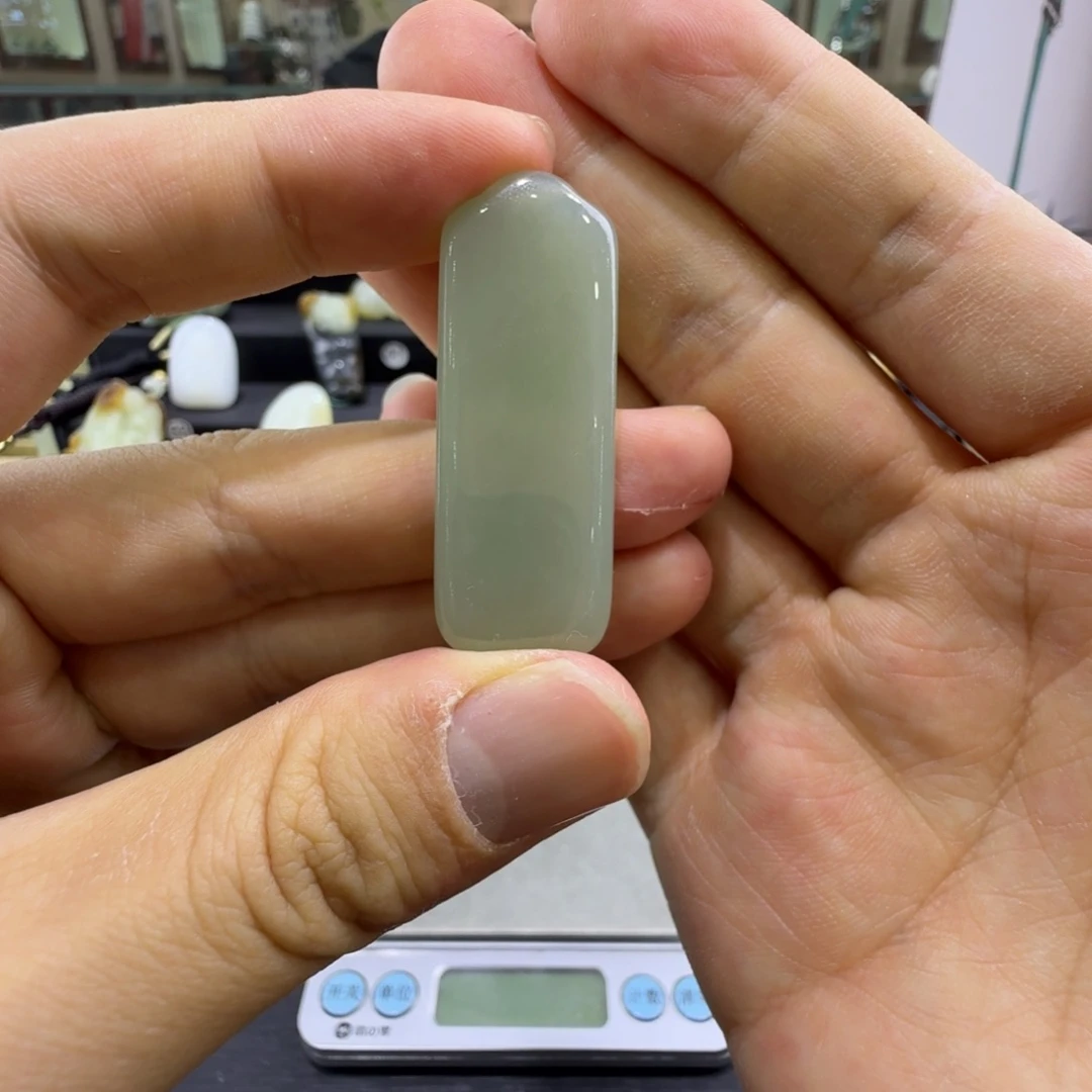 和田玉未镶嵌吊坠(赠链)新疆和田玉无事牌