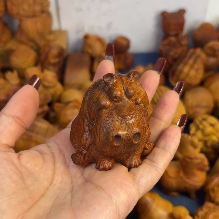 柏木（崖柏）周太行崖柏手把件