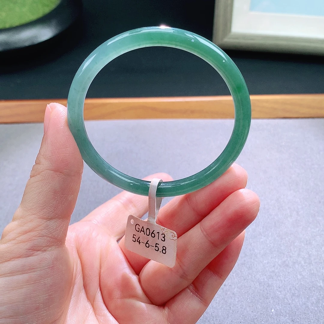 未镶嵌手镯翡翠天然翡翠手镯a货