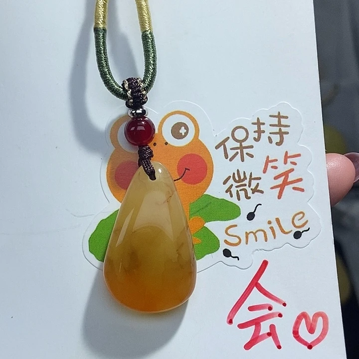 未镶嵌琥珀珠宝奇石