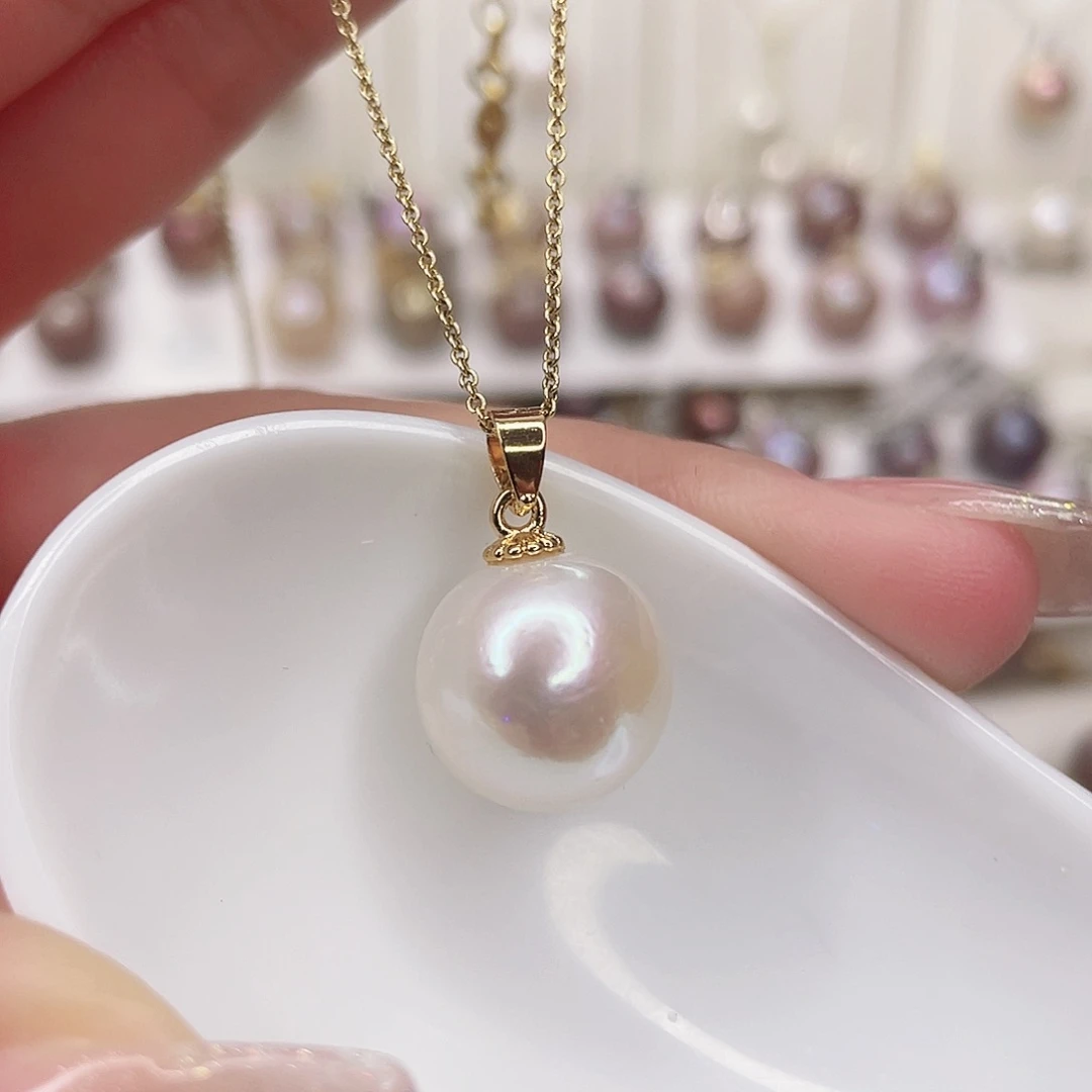 淡水珍珠吊坠(赠链)未镶嵌