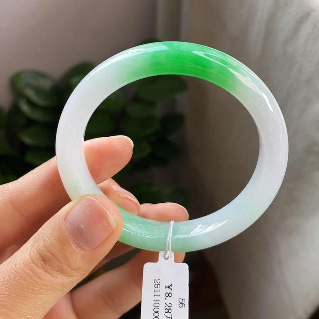 翡翠未镶嵌手镯56细糯化白底青