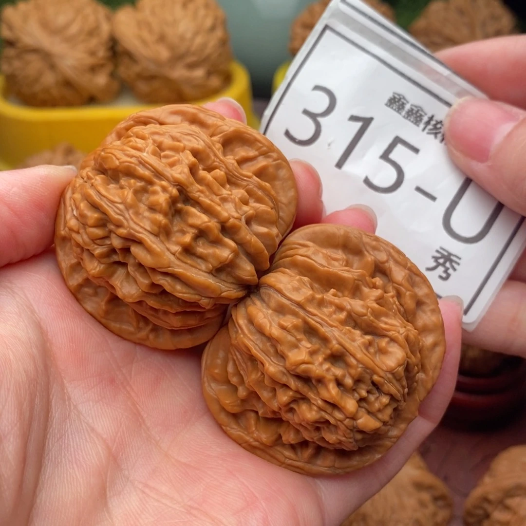 文玩核桃把件汉高楼44