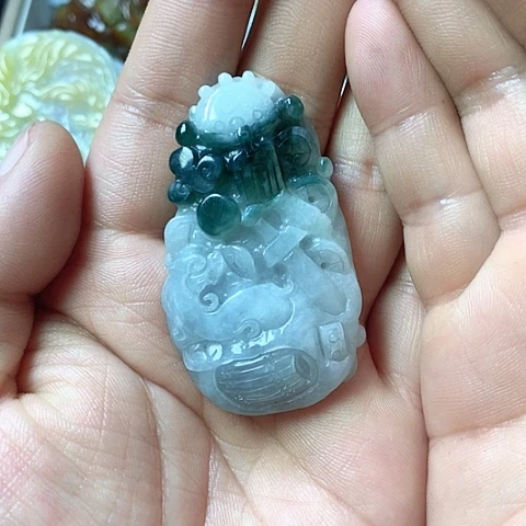 翡翠颈饰未镶嵌天然缅甸翡翠a货