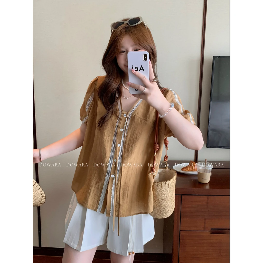 现货大婉酱微胖定制法式设计感镂空拼接V领衬衫温柔气质上衣8354D