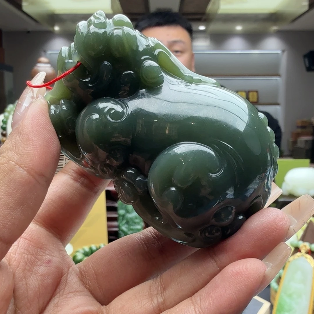 和田玉（糖玉）未镶嵌把件