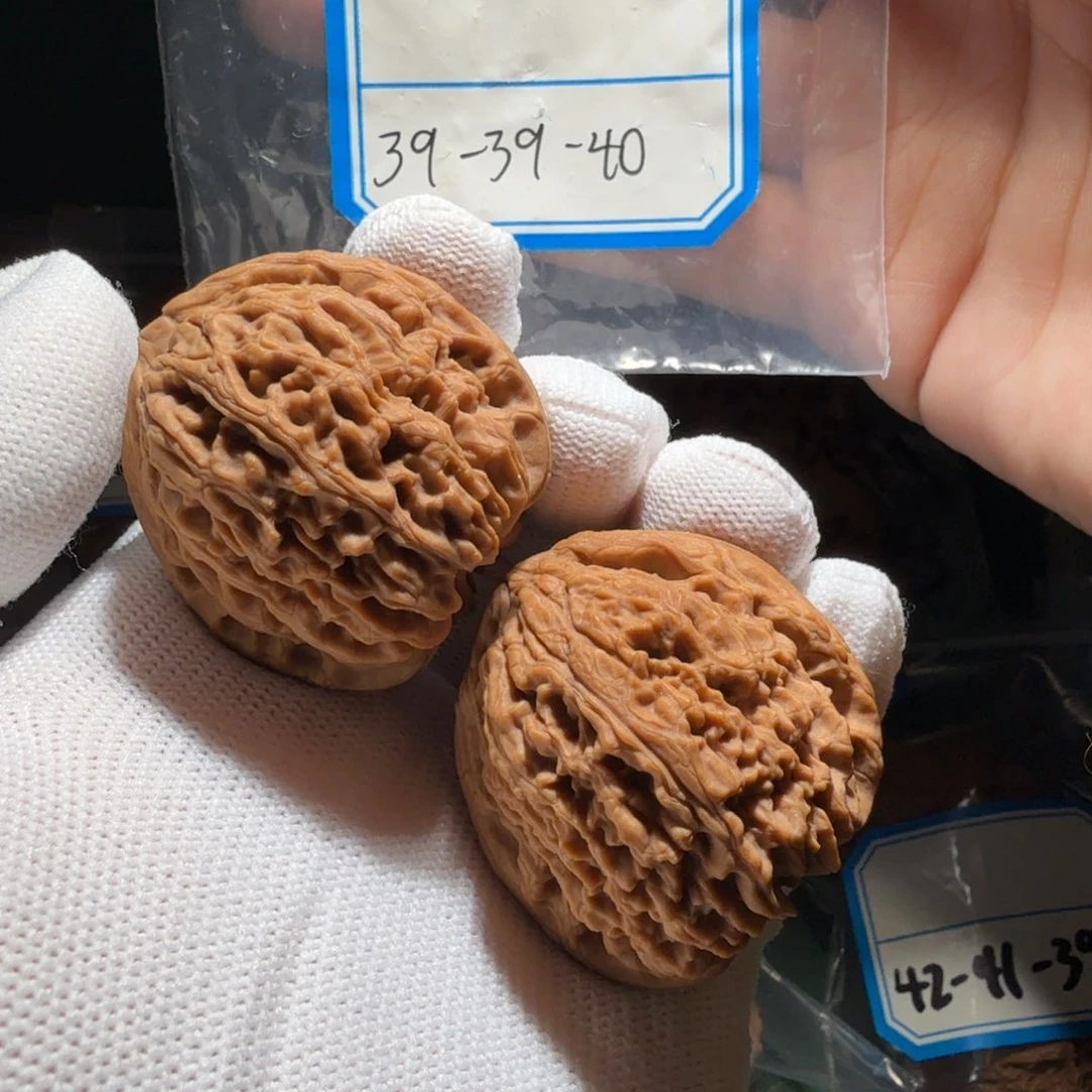 文玩核桃吊坠南疆8