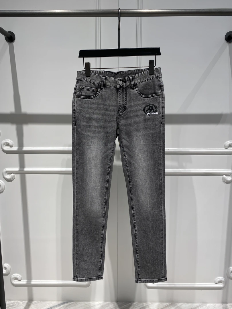【意大利GaGa】春夏欧货时尚男士字母百搭小直筒水洗灰薄款牛仔裤