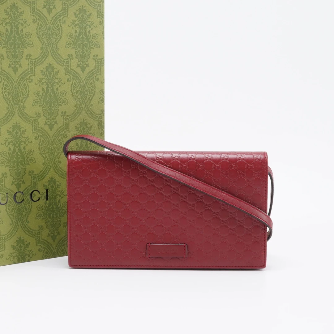 95新 GUCCI/古驰 【白菜】Gucci 单肩斜挎包压纹款/BG23006936