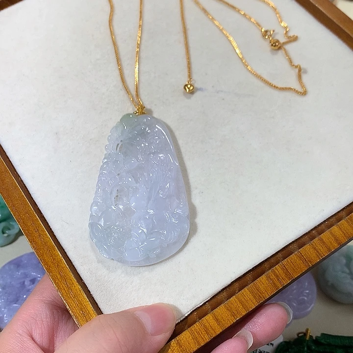 翡翠未镶嵌颈饰翡翠吊坠