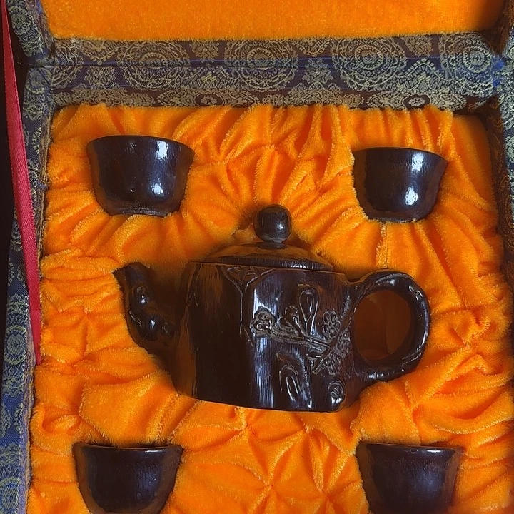 寧***侯把件白玉菩提一个一个