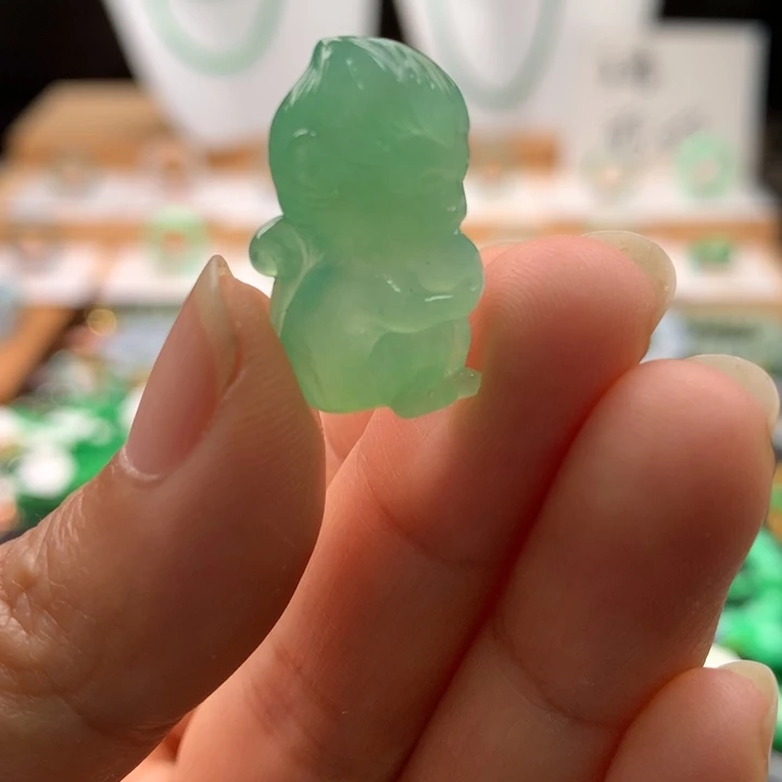 未镶嵌手串翡翠天然翡翠