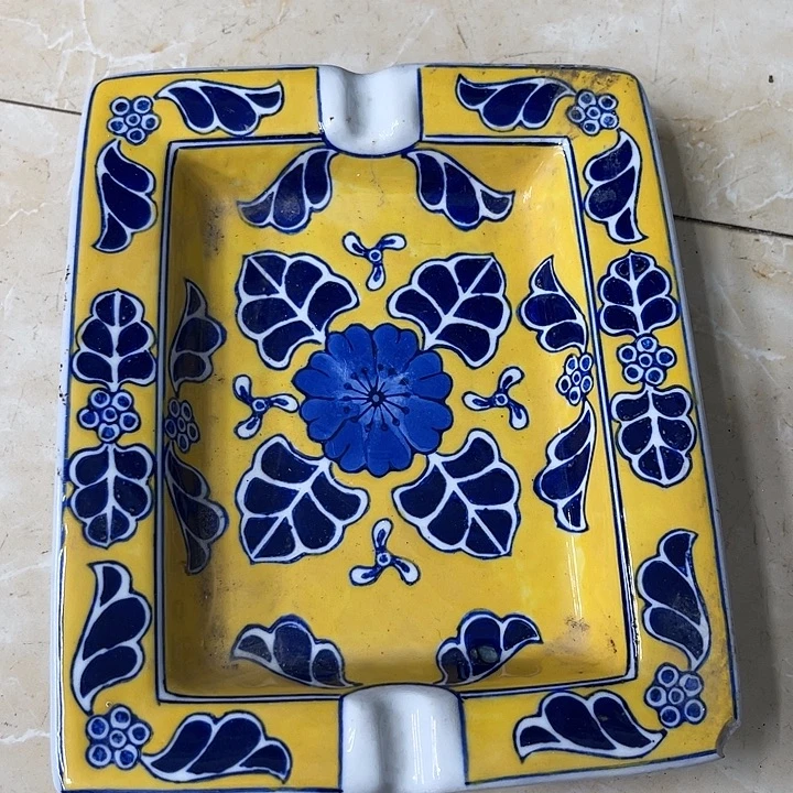 陶瓷制品摆件微瑕不退不换介意勿拍