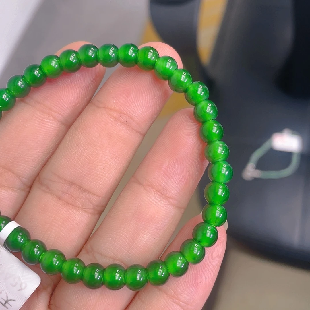 翡翠未镶嵌颈饰88888888888