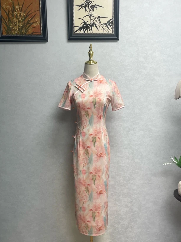 2025年新款夏季新中式提花低领日常斜襟旗袍中长款时尚高街穿搭