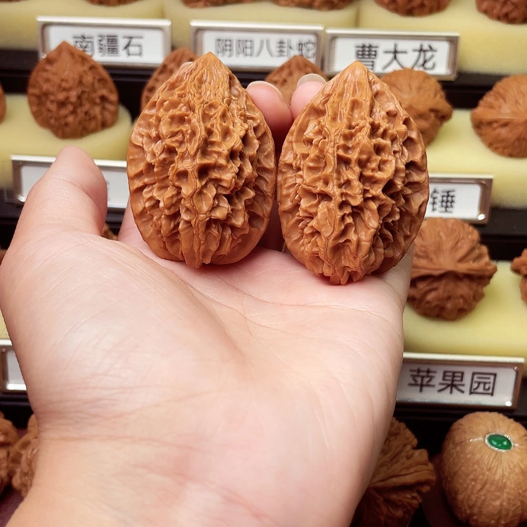 文玩核桃吊坠招财鼠38尺626